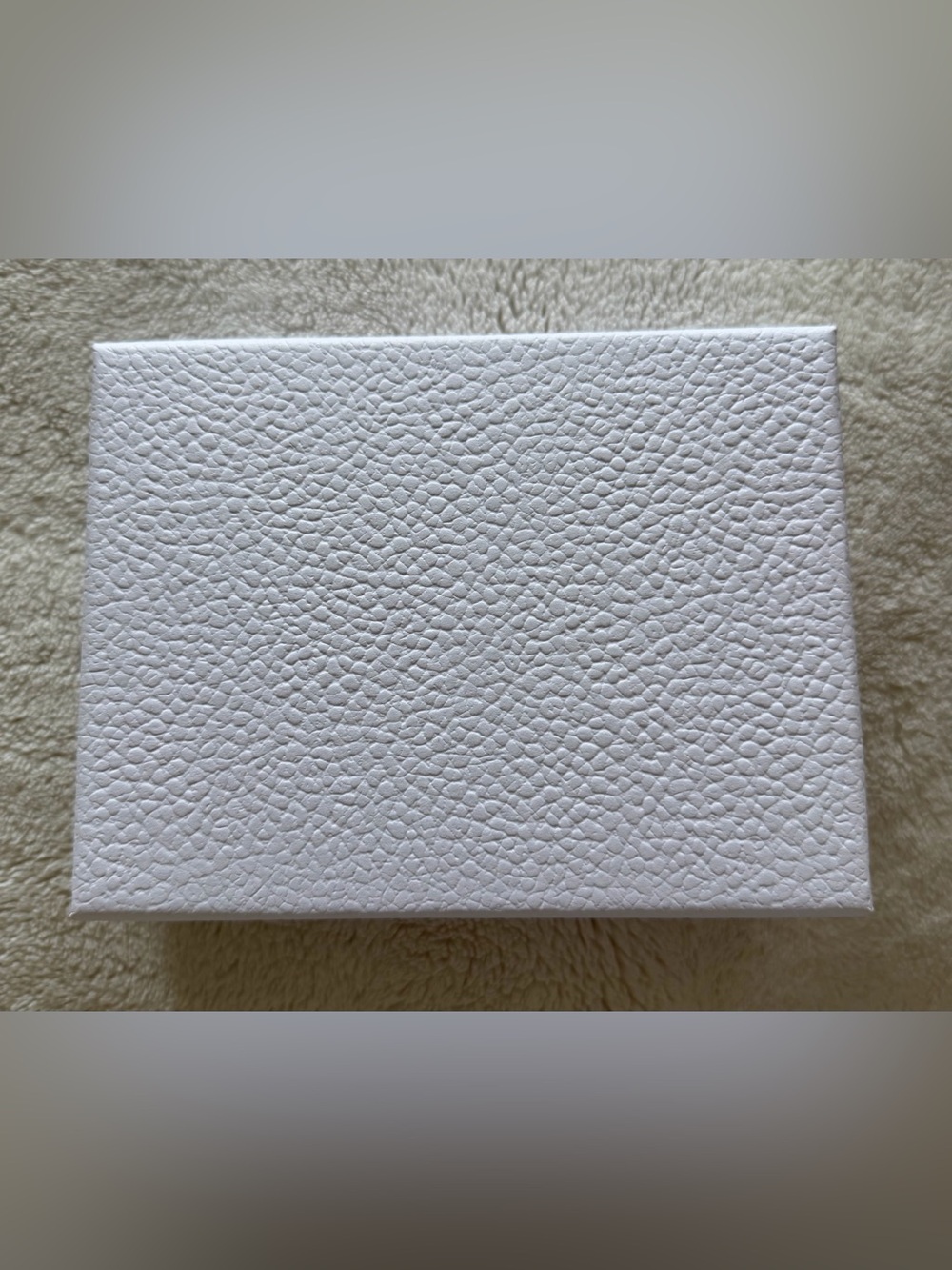 Dior Gift Box - Picture 2 of 7